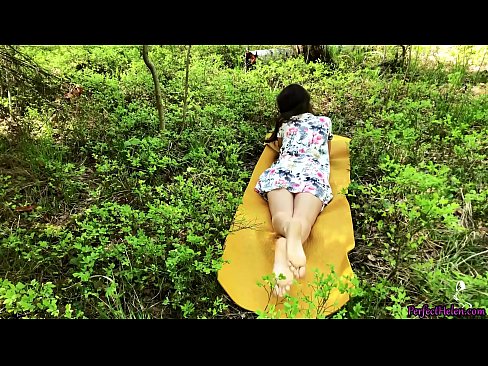 ❤️ Nepažįstamasis iš Tinderio masturbuoja mano putytę ir aistringai dulkinasi miške ❌ Dulkinimo video prie mūsų lt.pornokey.ru ❌